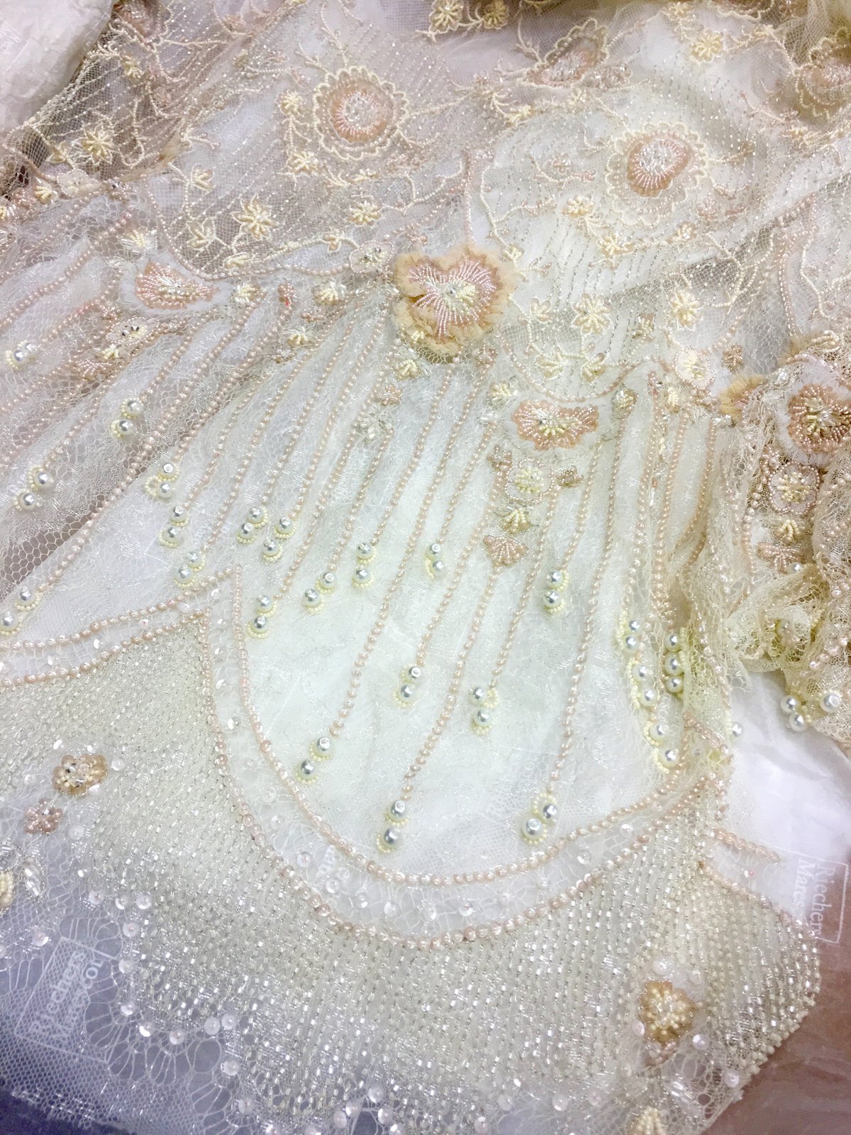 林心如婚照part 1 - Cocoonbridal - gown lace (4)